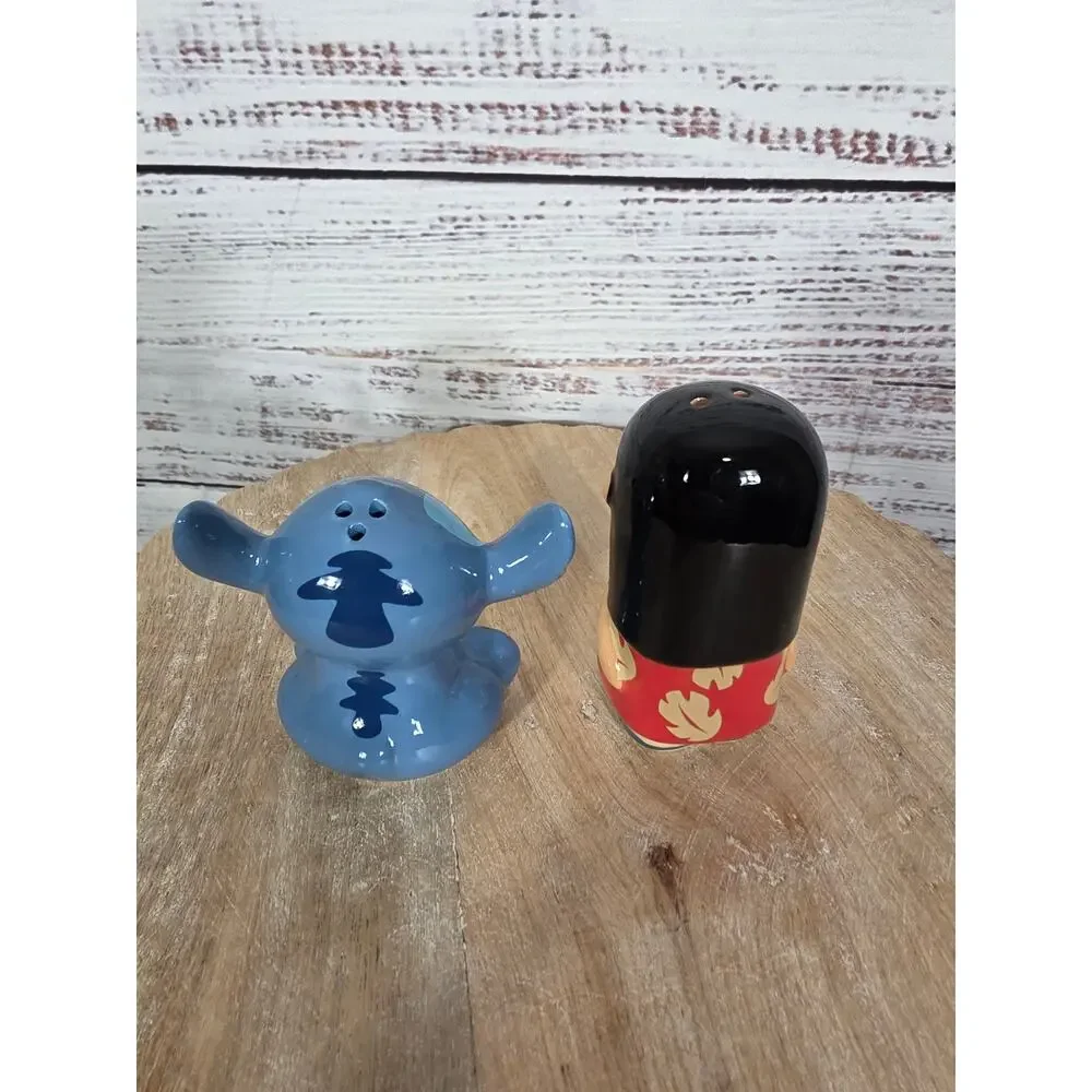 Lilo and Stitch Disney Salt and Pepper Shaker Set NEW